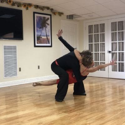 TANGO DANCING
